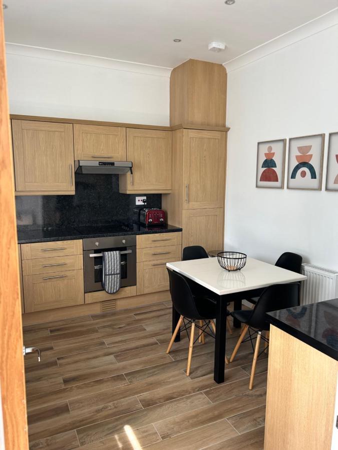 1L Albert Place Maddiston Road Brightons Falkirk Fk2 0Jx Polmont Ngoại thất bức ảnh